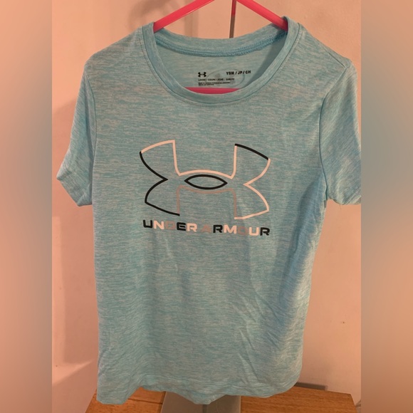 Under Armour Other - Under Armour Boys Short-Sleeve T Shirt Loose Fit YSM